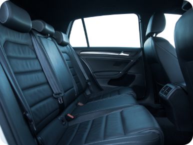 wnętrze samochodu po wykonanej usłudze detailing wnętrza lubin